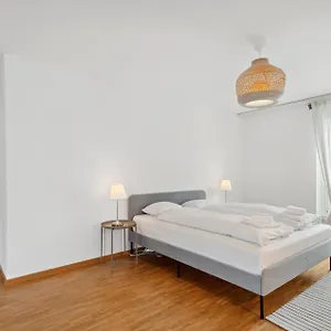 Spacious Hoting Apartment