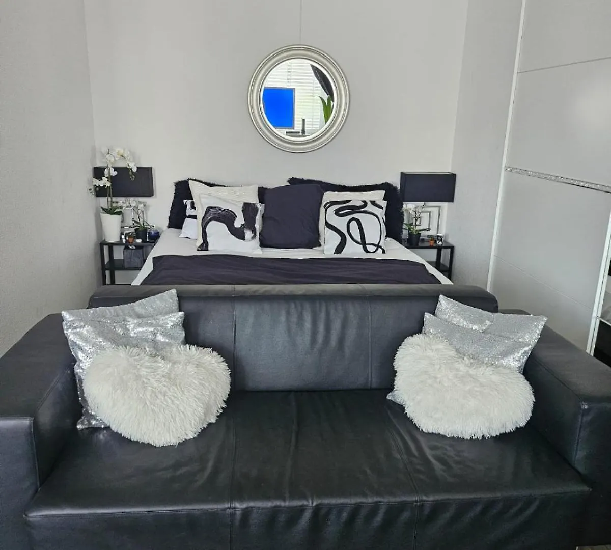 Executive Suite Ac & Free Parking